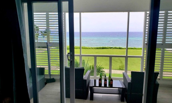 St.Bran's Burg Apartment | Beautiful Penthouse Apartment overlooking the Ocean.