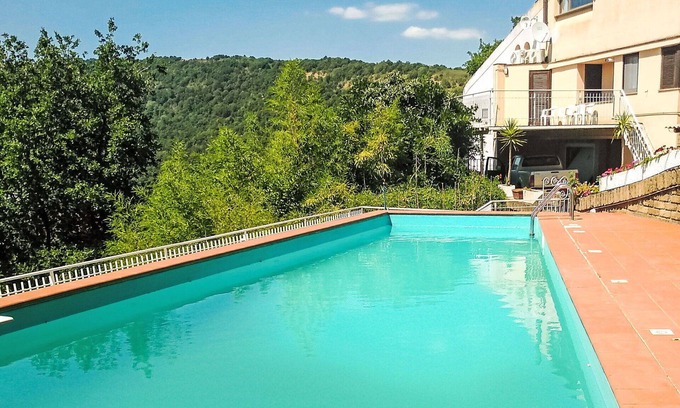 Lake Bracciano Villa | Beautiful private villa with A/C, WIFI, private pool, TV, terrace, pets allowed and parking