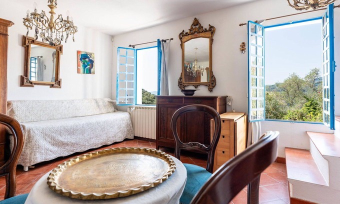 Diano San Pietro House | Beautiful private villa for 6 guests with WIFI, terrace, pets allowed and parking