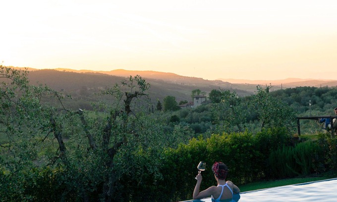 Greve in Chianti Villa | Beautiful private villa for 21 people with A/C, private pool, WIFI and TV