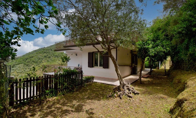 Gioiosa Marea Villa | Beautiful private villa for 6 guests with hot tub, A/C, WIFI, TV, terrace, pets allowed and park.