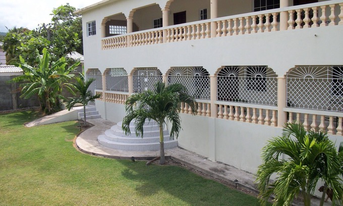 Ocho Rios Villa | Beautiful Private 5 Bedroom Villa in Ocho Rios, Jamaica