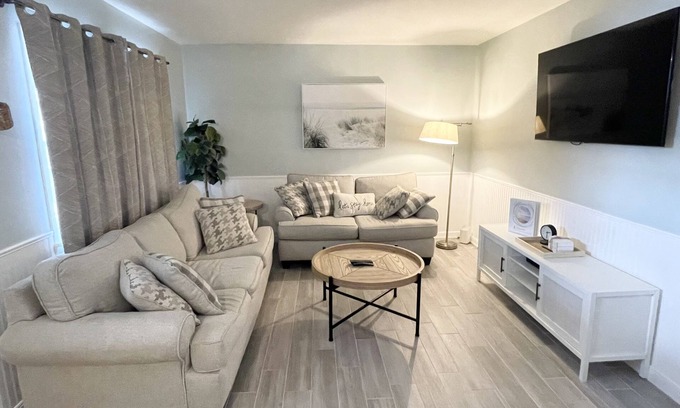 Brigantine House | Beautiful Private Condo- Newly Renovated- steps to the beach!