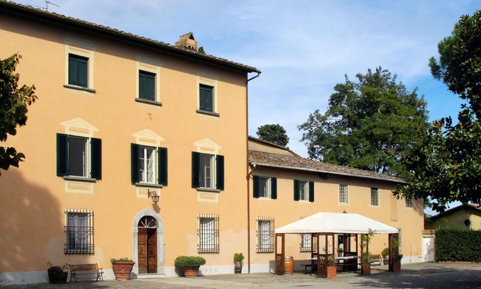 San Miniato Basso House | Beautiful private villa for 20 people with private pool, WIFI, TV, patio, pets allowed and parking