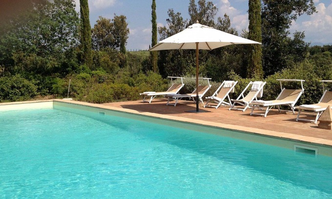 Camigliano Villa | Beautiful private villa for 14 guests with private pool, A/C, WIFI, TV and panoramic view