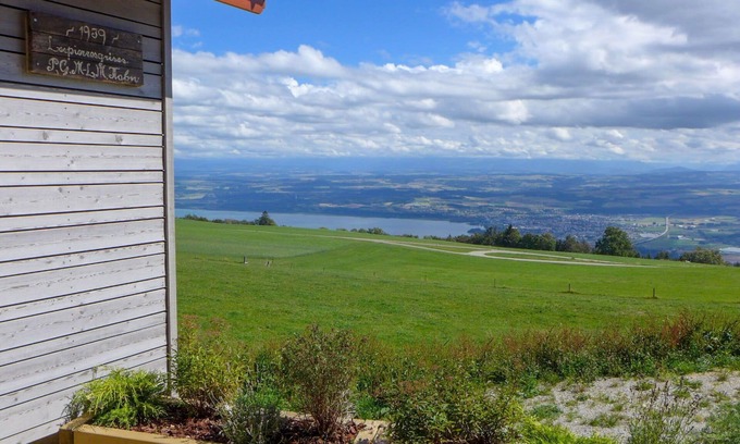 Bullet House | Beautiful private villa for 6 people with WIFI, pets allowed and panoramic view