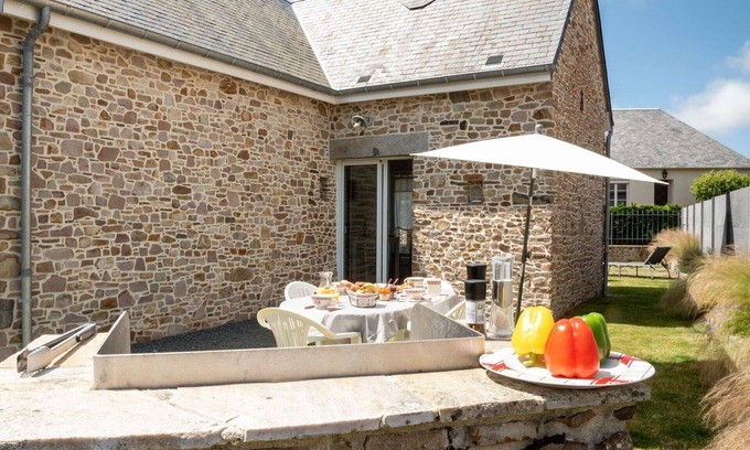 Creances House | Beautiful private villa for 4 people with WIFI, TV and pets allowed