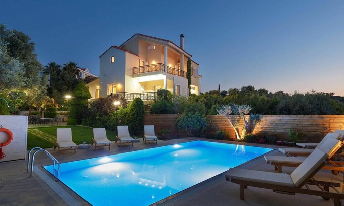 Xiro Chorio Villa | Beautiful private villa with private pool, A/C, WIFI, TV, terrace, panoramic view and parking