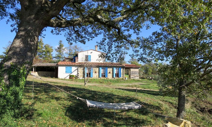 Montieri Villa | Beautiful private villa for 7 people with patio and pets allowed