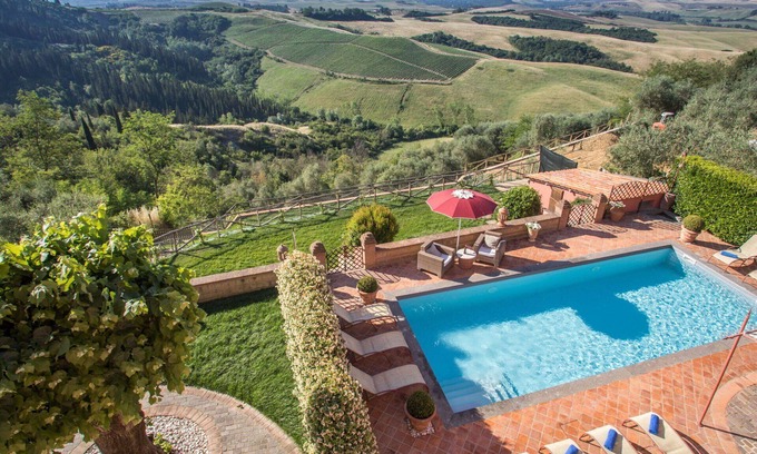 Fabbrica Villa | Beautiful private villa with A/C, WIFI, private pool, TV, terrace, pets allowed and panoramic view