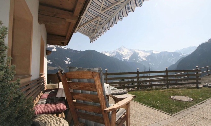Hippach-Schwendberg Villa | Beautiful private villa for 8 guests with TV and terrace
