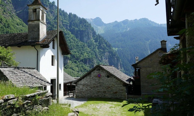 Malvaglia House | Beautiful private villa for 2 people with TV and balcony