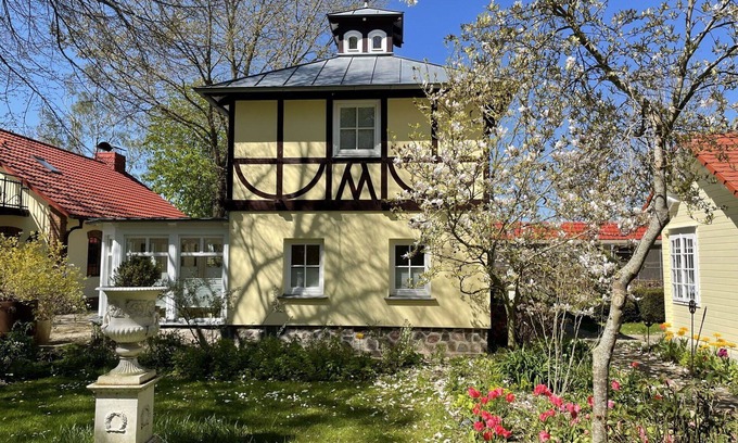 Splietsdorf House | Beautiful private villa for 4 guests with WIFI, TV, terrace and pets allowed