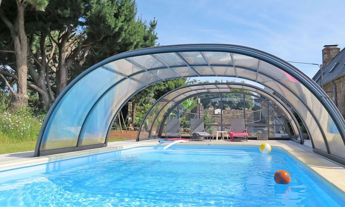 Ploumilliau House | Beautiful private villa for 5 people with WIFI, pool, TV and terrace