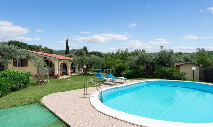 Bibbona Villa | Beautiful private villa with WIFI, A/C, private pool, TV, patio, pets allowed and panoramic view