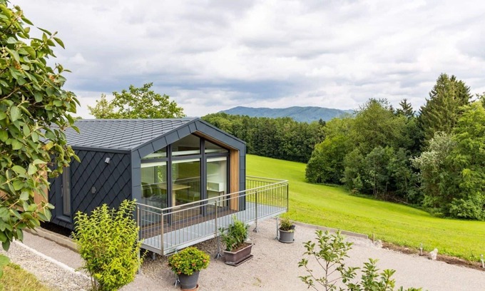 Aschach an der Steyr House | Beautiful private villa for 7 people with WIFI, TV, balcony, pets allowed and panoramic view