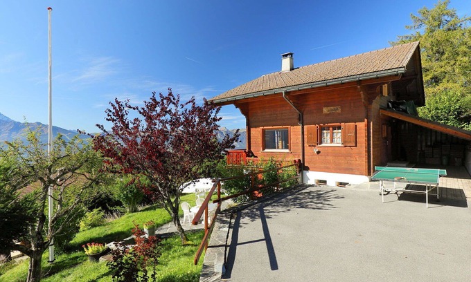 Barboleusaz House | Beautiful private villa for 8 guests with WIFI, TV and terrace