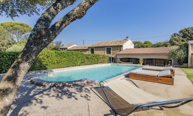 Uchaux House | Beautiful private villa for 8 people with private pool, WIFI, A/C, TV and terrace