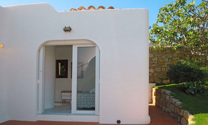 Punta Sardegna Villa | Beautiful private villa for 10 guests with A/C, TV, terrace and pets allowed