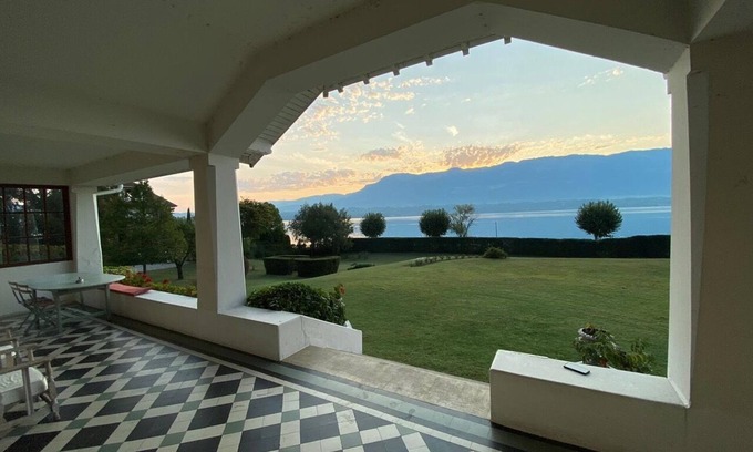 Le Bourget-du-Lac House | Beautiful property on Lake Bourget / Beautiful Heritage lake property