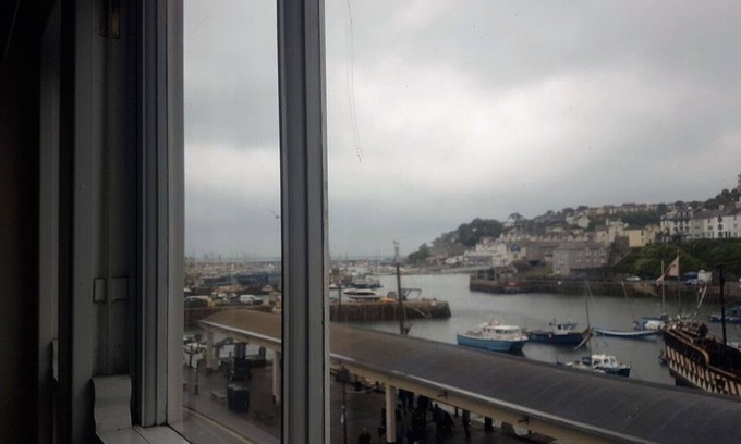 Brixham Apartment | Beautiful quayside apartments Unit 7