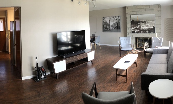Columbus House | Beautiful Ranch in quiet neighborhood. Completely renovated and updated.
