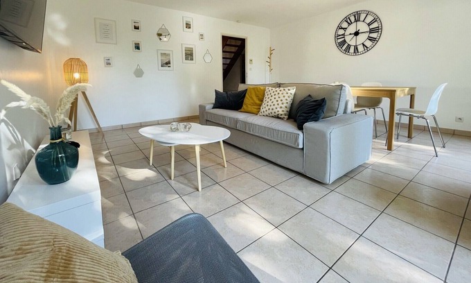 Veretz House | Beautiful renovated house in a residential area at the gates of Tours