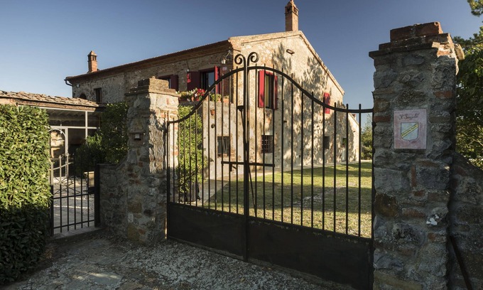 Trequanda Other | Beautiful restored farmhouse with swimming pool in the quiet of the Sienese hills.