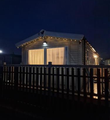 Kinmel Bay House | Beautiful sea front lodge with stunning sea views