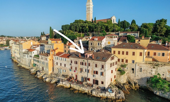 Rovinj Apartment | Beautiful sea location on the edge of the old town Rovinj