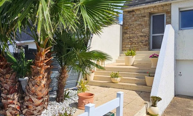 Guidel-Plages House | Beautiful spacious house on the seafront - barbecue - close to the port