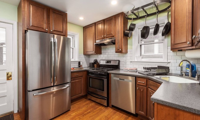 Tower Grove South House | Beautiful St. Louis Home with Full Size Game room!