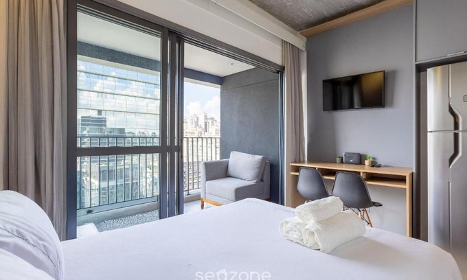 Cerqueira Cesar Apartment | Beautiful Studio 110m, Oscar Freire Street RAO1520