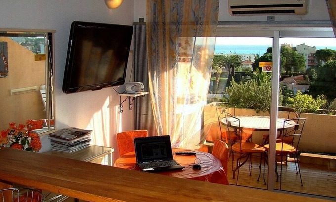 Plaine de la Brague Apartment | Beautiful Studio in Antibes all comfort to enjoy the sea, and the sun