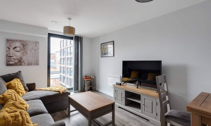 Bordesley Apartment | Beautiful & Stylish 1 Bed Apartment in Birmingham