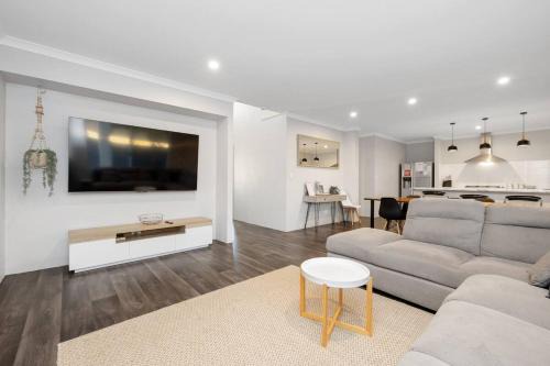 Carlisle House | Beautiful Two Story Home For Every Family