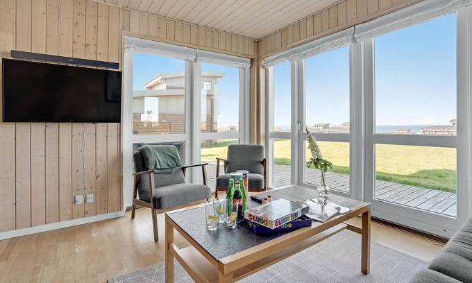 Faaborg House | Beautiful vacation home on South Funen with a view of the sea.