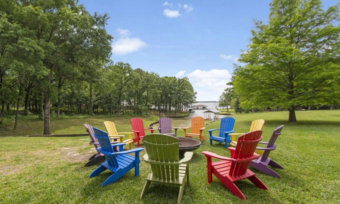 Enchanted Oaks House | Beautiful view! Unique comfort, Away from it all.