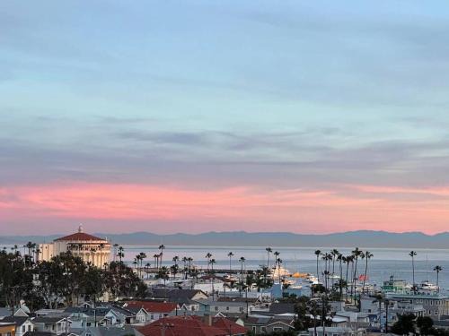 Avalon House | Beautiful views day and night!