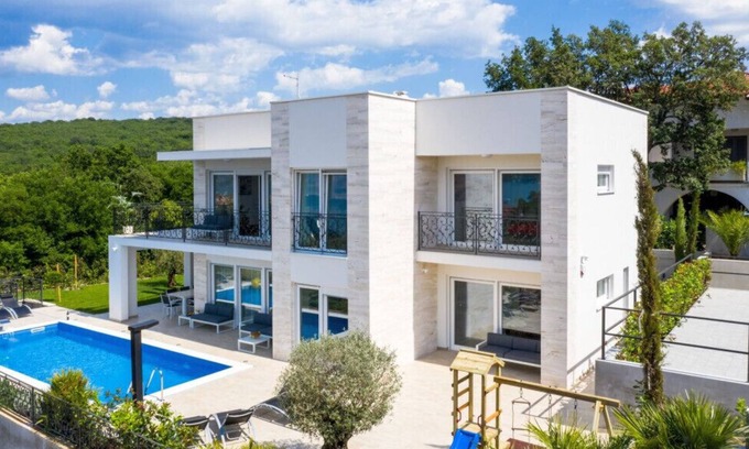 Klimno Villa | Beautiful Vila Zarra with pool in Otok Krk