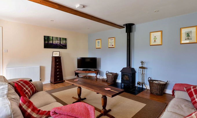 Freefolk House | Beautiful villa for 4 guests with WIFI, TV, terrace, pets allowed and parking