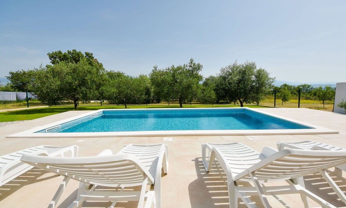 Podgradina House | Beautiful villa for 6 guests with private pool, WIFI, A/C, TV, terrace and parking
