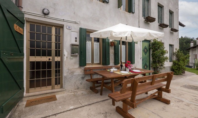 Barcis House | Beautiful villa for 8 guests with TV, patio and parking