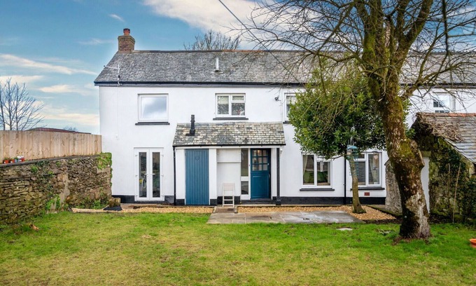 Stoke Rivers House | Beautiful villa for 5 people with WIFI, TV and pets allowed