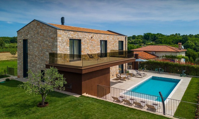 Kastelir Villa | Beautiful Villa Moia with sauna in Kastelir