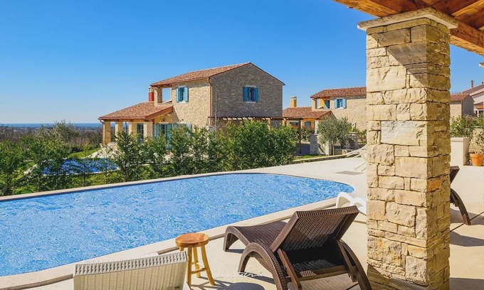 Vardica Villa | Beautiful villa with a private pool near Umag