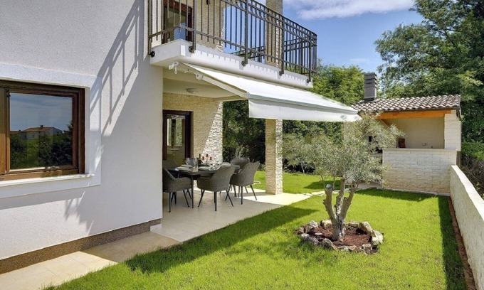 Mali Vareski House | Beautiful villa with private pool and pets are welcome