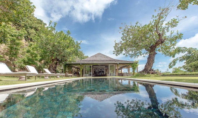 Thong Krut Villa | Beautiful villa with stunning ocean views