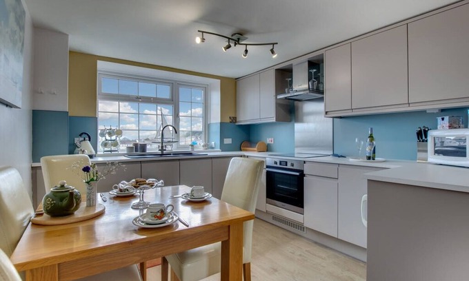 Aberaeron Apartment | Beautifully decorated, homely yet spacious apartment looking out onto the harbour of the much loved
