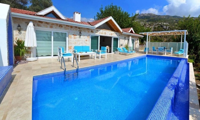 Islamlar Villa | Beautifully Designed Secluded Two Bedroom Villa with Heated Pool.